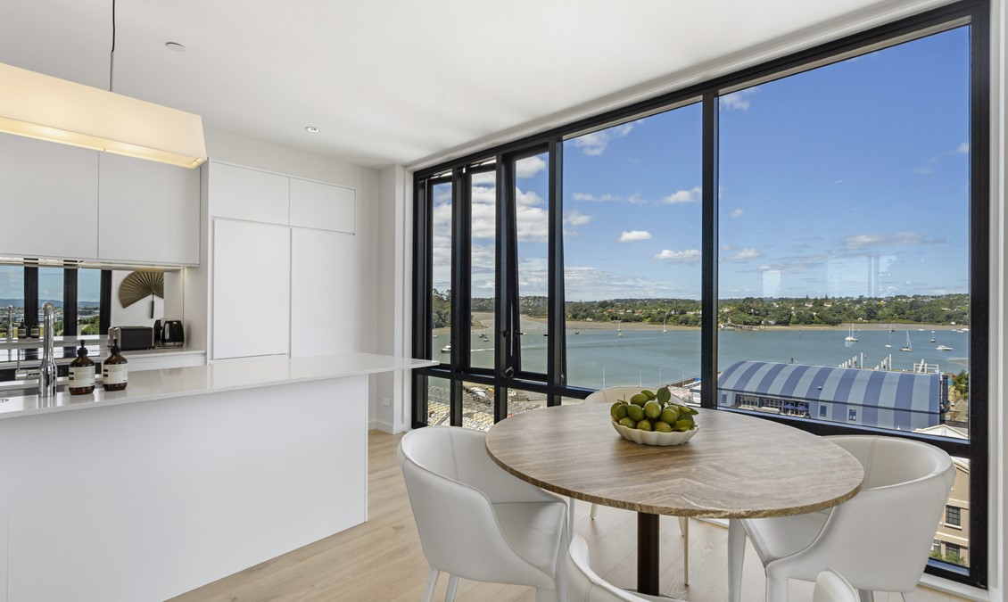 Unit 503-Ovation Apt-15-Low res.jpg